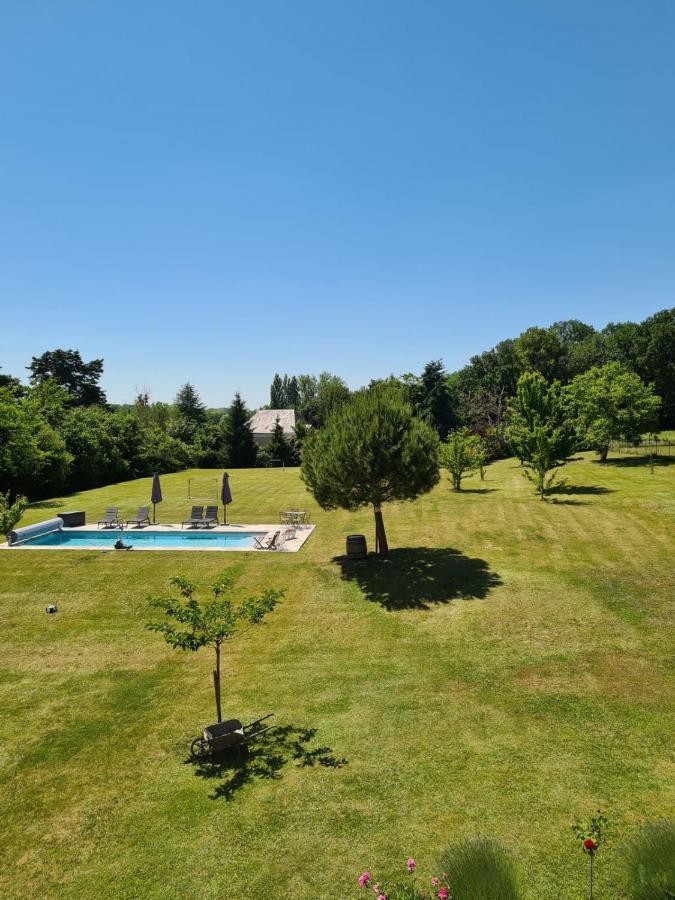 Le Pressoir De La Metairie Villa Francueil Exterior photo